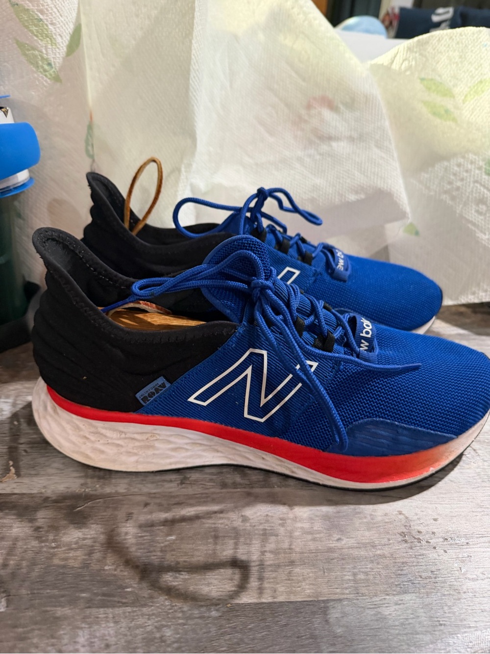 New Balance Men's Royal Blue Running Shoes with Red Accent